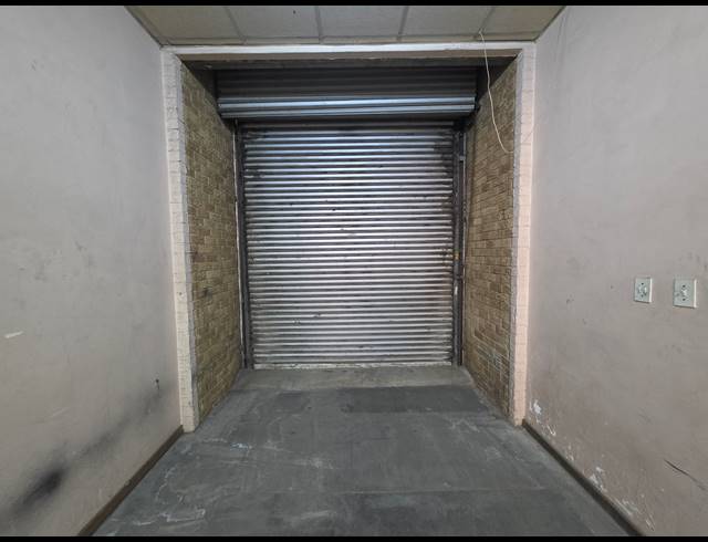 1,345M² WAREHOUSE TO LET IN BOOYSENS